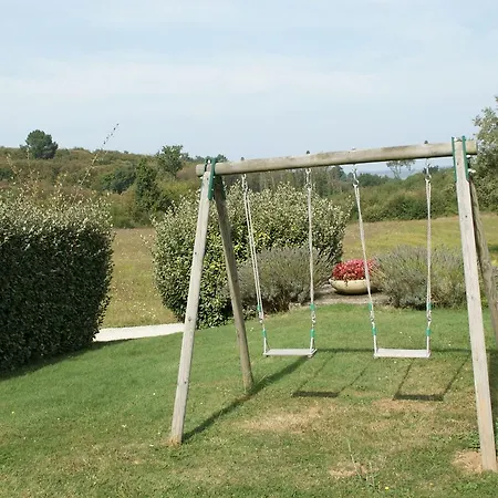Beautiful With Pool Holiday home Saint-Pompont